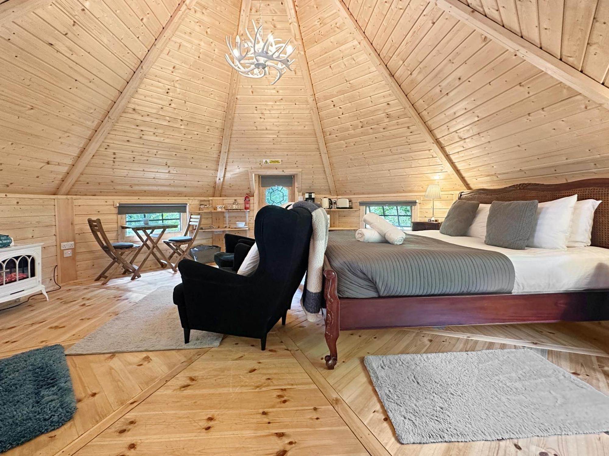 Aos Si Lodges バラチェリッシュ エクステリア 写真